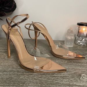Olivia Jaymes heels 8.5